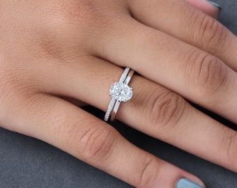 Oval Moissanite Engagement Ring Set, Dainty Pave Bridal Ring, Silver Wedding Band Set, Minimalist Promise Ring, Gift for Her
