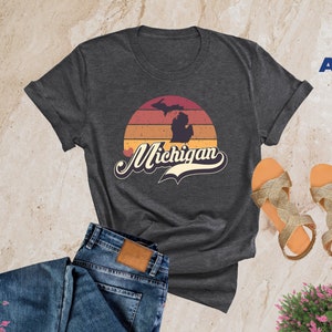Michigan Shirt, Retro Michigan Shirt, Michigan Souvenir Shirt, Michigan Map Shirt, Michigan Vacation Tee, Michigan Lover Shirt,Michigan Gift