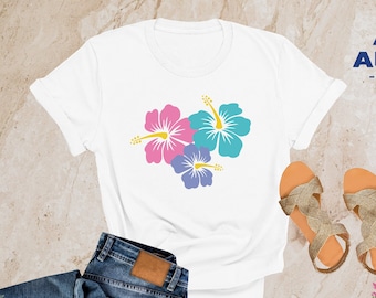 Hibiscus Shirt, Tropical Shirt, Hawaii Shirt, Pretty T-Shirt, Summer Shirt, Holiday Shirt, Gift for Women, Summer Birthday Gift, Graphic Tee