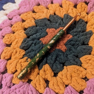 Custom Crochet Hook Set. Ergonomic Crochet Hook. Set of 5 Hooks