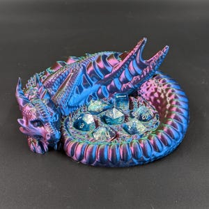 Bandeja de dados de dragón / Contiene un juego completo de 7 dados DnD