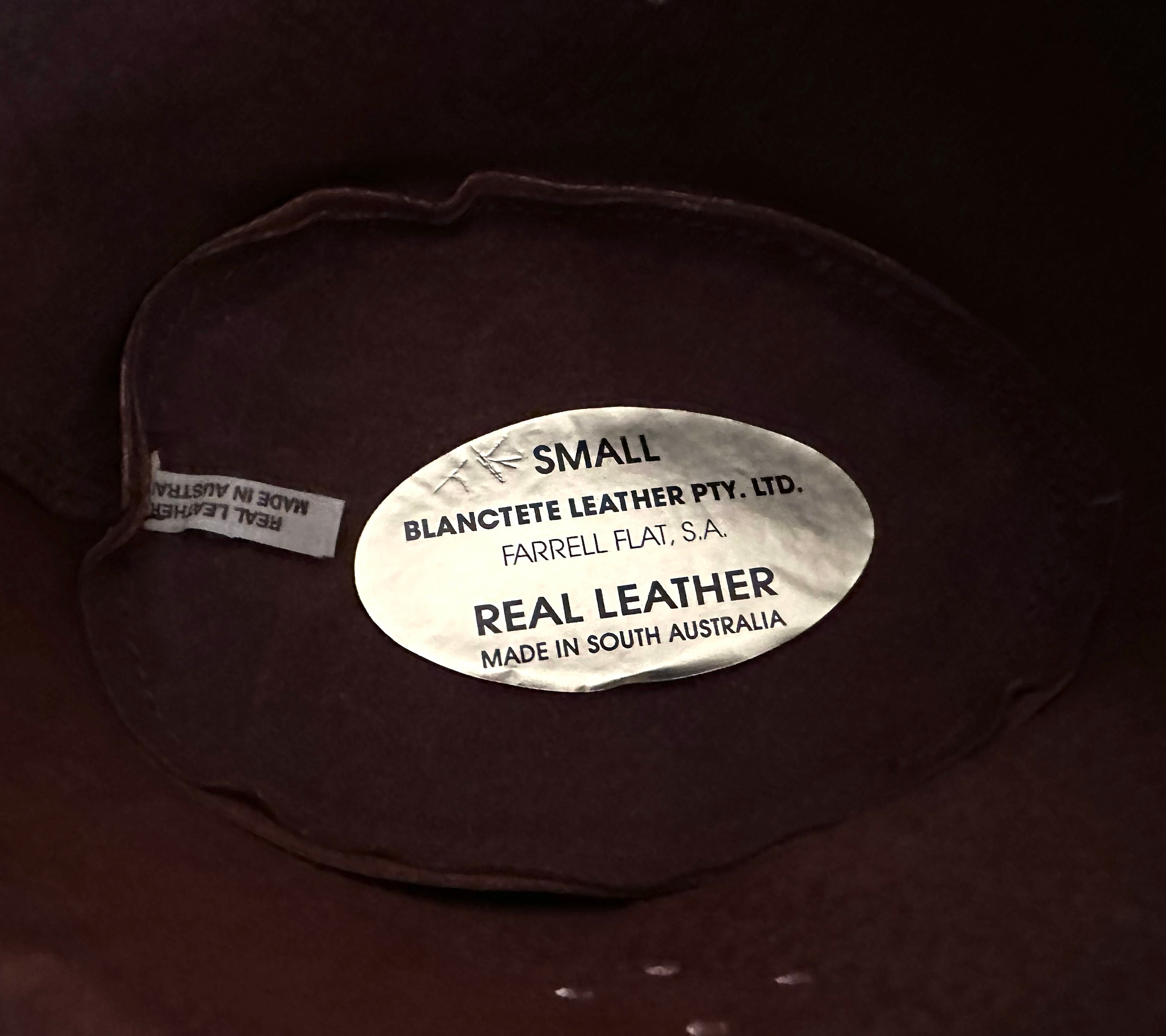 Vintage Suede Leather Bush Hat, Size Small, Made in South  display picture 2