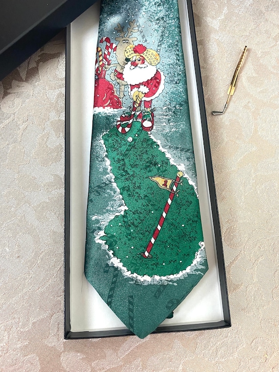 Hallmark Tie, Santa Playing Golf