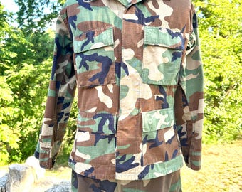 Vintage Army Fatigues Woodland Camouflage Lightweight Jacket, Size Medium