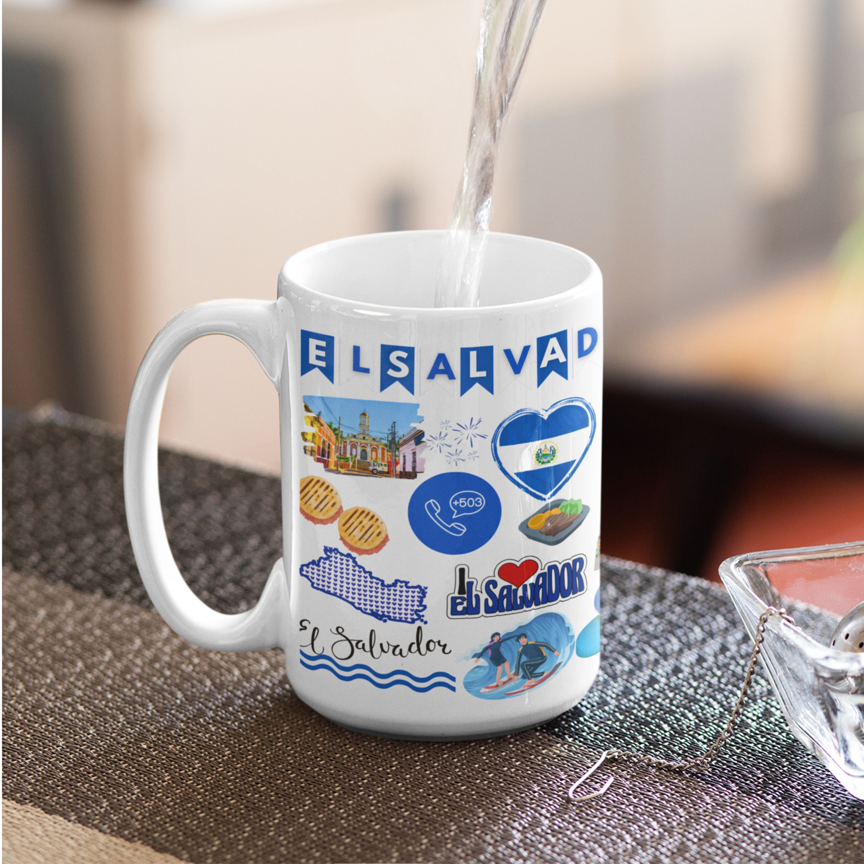 Living With Salvadoran Builds Character. El Salvador Souvenir Gift For Friend Who Was Born In El Salvador, Foreigner, Visitor, Tourist, Traveler, Men And Women - 12oz Wine Tumbler Mint