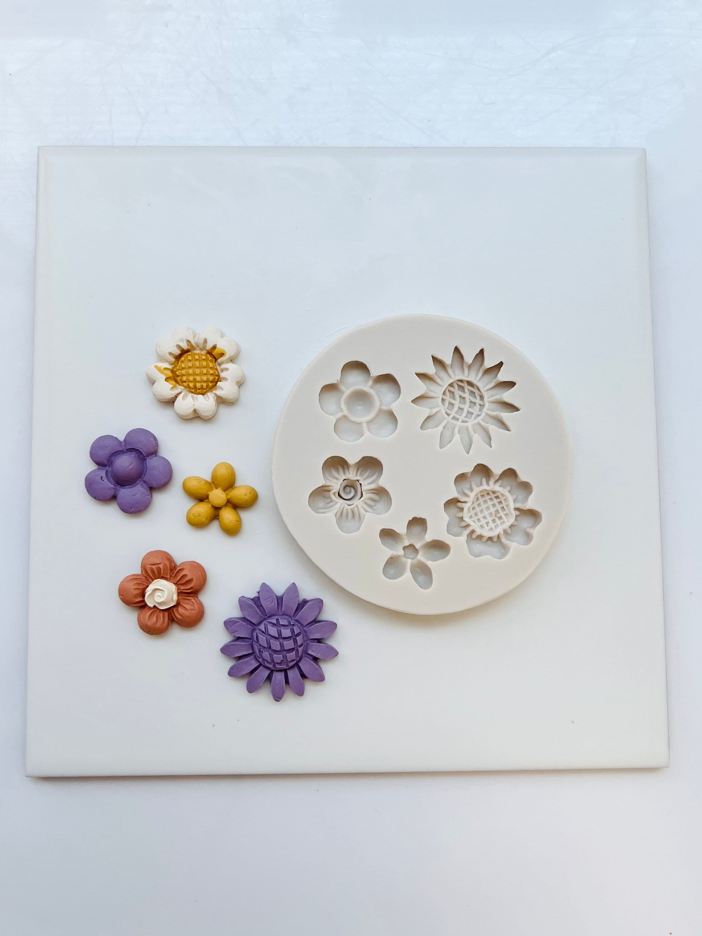 Mini Flowers - Silicone Mold –