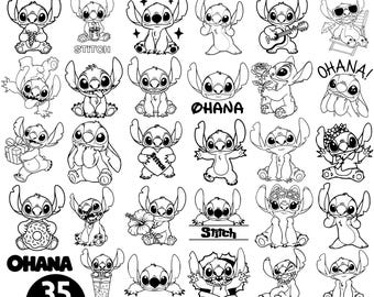 Puede incluir: Un paquete SVG y PNG en blanco y negro con 35 diseños del personaje Stitch en varias poses. Los diseños incluyen a Stitch sosteniendo una guitarra, un regalo y un corazón. El texto incluye "Stitch", "Ohana" y "35 Designs".