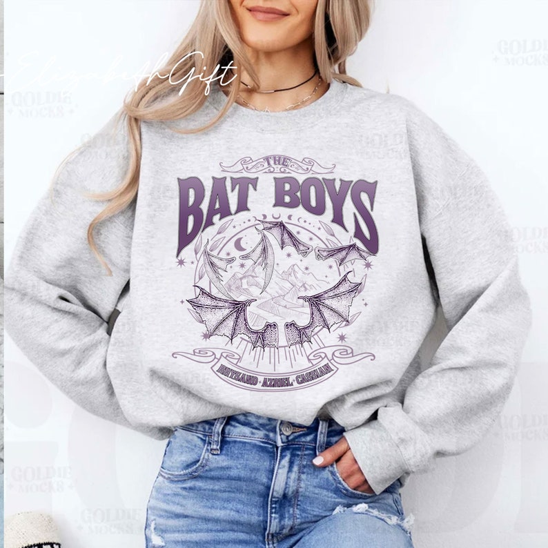 Camisa de doble cara de The Bat Boys, club de fans de The Bat Boys, camisa de The Night Court, merchandising Bookish, camisa de equipo de Bat Boys, sudadera Vintage Acotar imagen 4