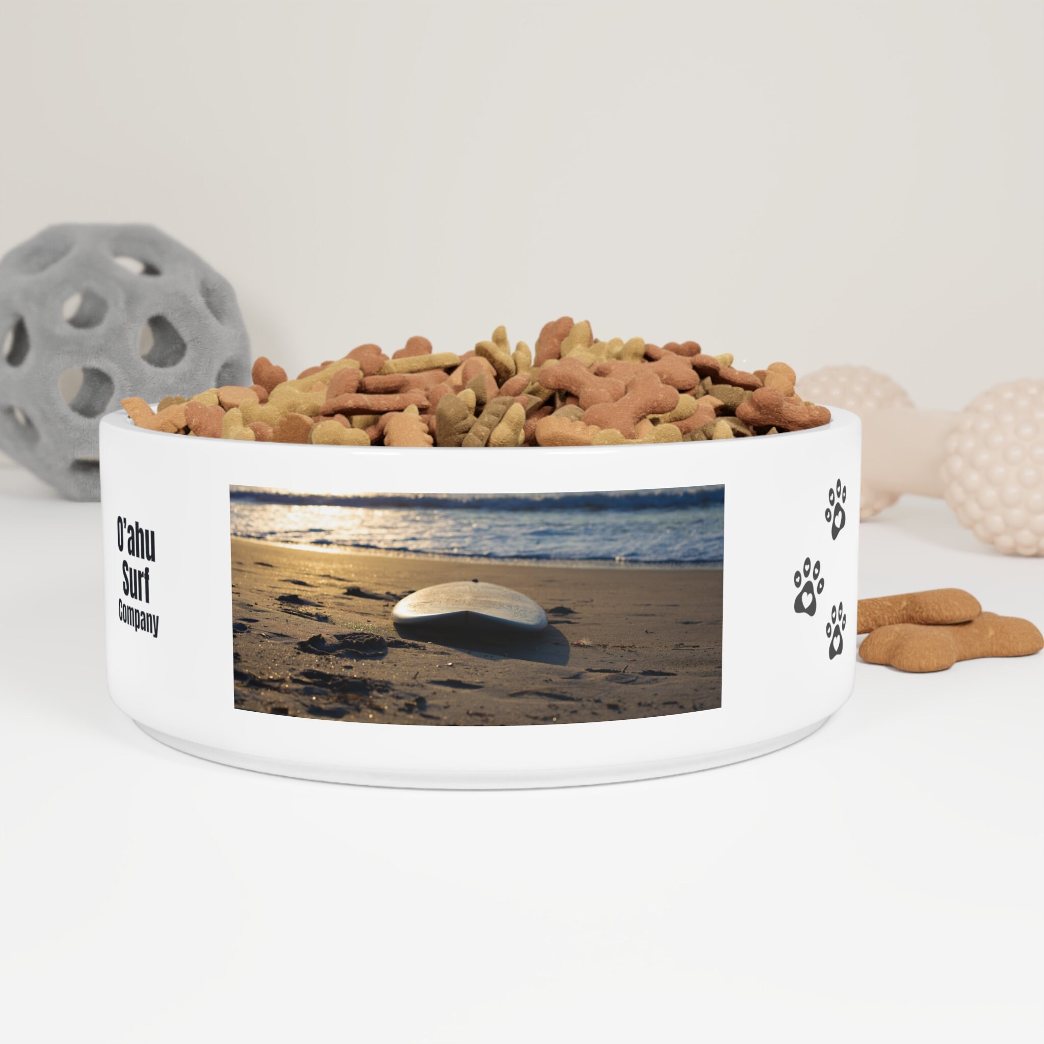 Pet food stand Ocean art
