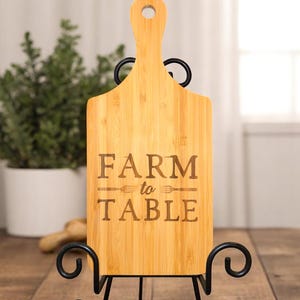 Engraved Bamboo “Farm to Table” Paddle Board – 11″×5″ Cutting & Serving Board – Farmhouse Kitchen Décor