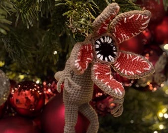 Crocheted Demogorgon-Inspired Doll | Handmade Horror Amigurumi | Unique Christmas Tree Ornament or Collectible Gift