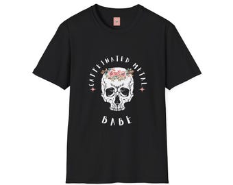 Camiseta de chica metalera con cafeína