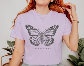 Chemise Comfort Colors®, chemise chrétienne printanière, chemise transformée, chemises chrétiennes papillon, chemise versets bibliques, transformé par l'amour de Dieu