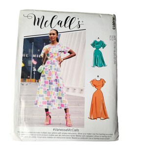 McCalls R10913