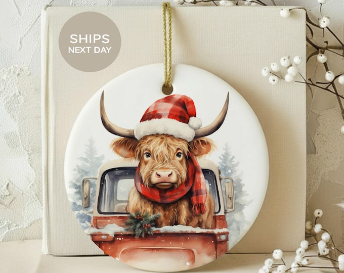 Highland Cow Christmas Ornament, Rustic Vintage Farmhouse Truck Decor, Cute Scottish Cow Holiday Keepsake, Country Xmas Tree Gift