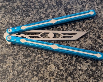 Entrenador de balisong