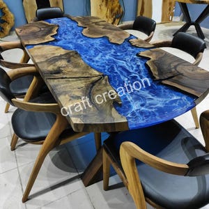 kundenspezifischer Epoxy-Tisch, Beistelltisch, Harztisch, runder Couchtisch, Couchtisch aus Holz, rustikaler Couchtisch, Live-Edge-Tisch, Esstisch