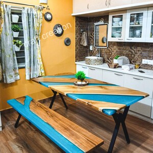 kundenspezifischer Epoxy-Tisch, Beistelltisch, Harztisch, runder Couchtisch, Couchtisch aus Holz, rustikaler Couchtisch, Live-Edge-Tisch, Esstisch