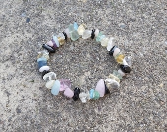 Aura Protection: Aquamarine, Citrine, Fluorite, Kunzite, Tourmaline, Quartz - Crystal Chip Stretch Bracelet - Energy Cleanse, Empath Healing
