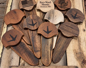Classic Barnwood Turkey Fan Mount
