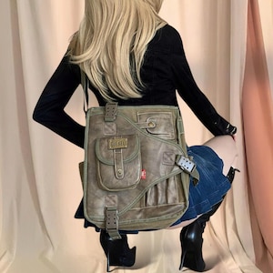 Y2K Army Green Messenger Bag | 2000s Grunge Shoulder Bag