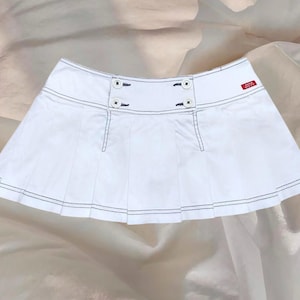 Miss Sixty White Mini Skirt Pleated Grunge Cyber Alternative Gorpcore Y2K 00s Vintage 2000s Aesthetic