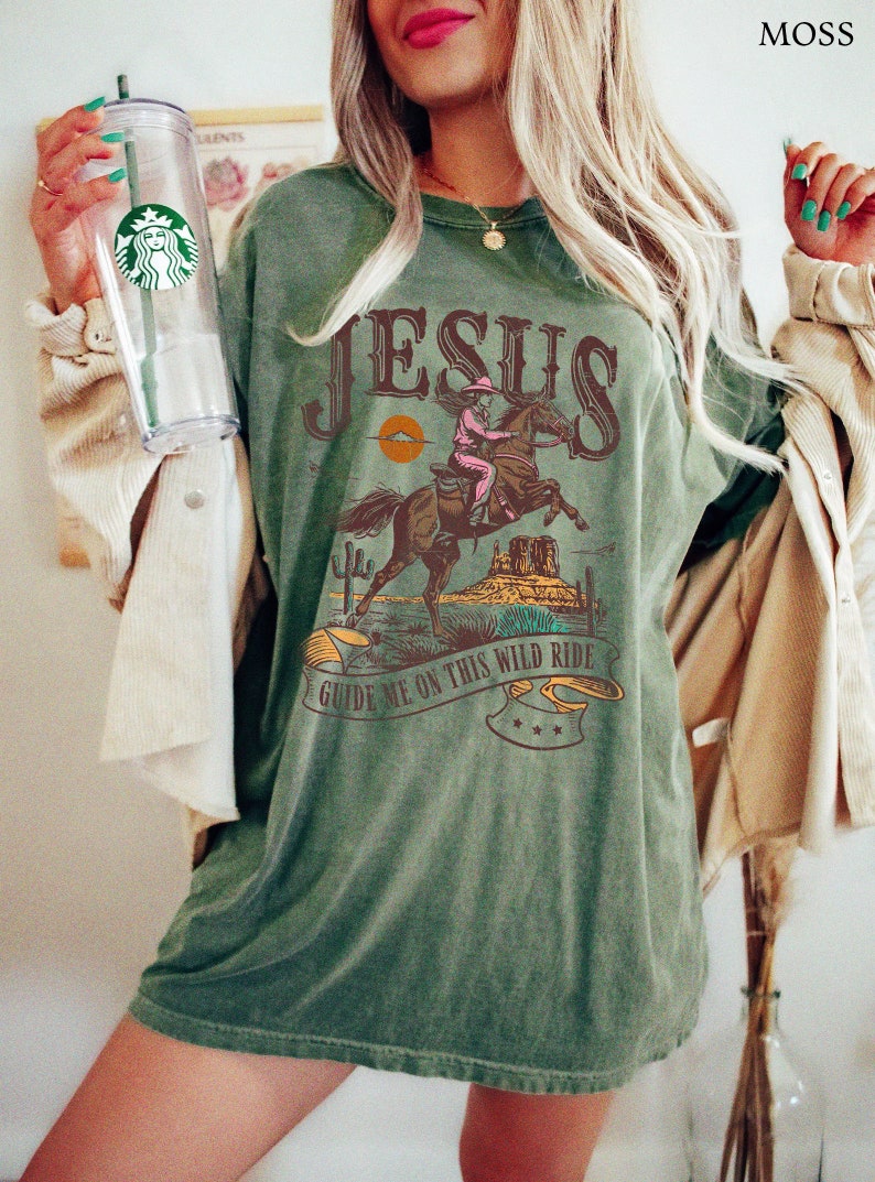 Westliches christliches christliches Hemd Komfort-Farben Küsten-Cowgirl christlichen Merch christlichen Rundhalsausschnitt Küsten-Cowgirl-Herzen Bild 3