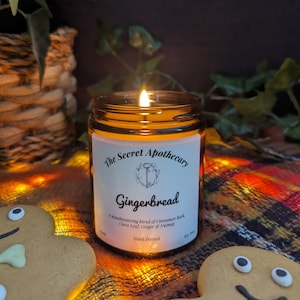 Gingerbread Scented Soy Candle: Essential Oils, Vegan, Eco-Friendly