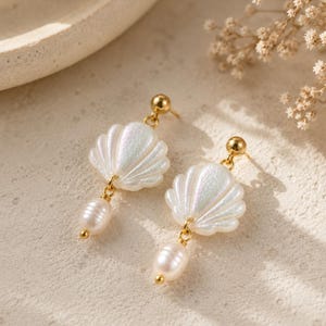 Seashell Pearl Earrings, Gold Dangle Earrings, Shell Drop Earrings, Beach Jewelry, Coastal Earrings, Summer Jewelry, Gift for Her
