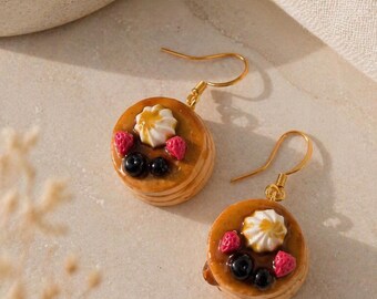 Handmade pancake earrings | Miniature breakfast jewelry | Polymer clay food jewelry | Cute dessert earrings | Gift for her