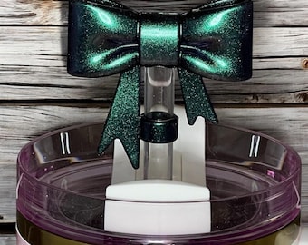 Emerald Chameleon Bow Straw Topper