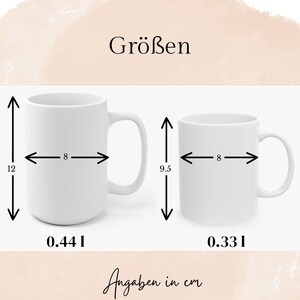 Pode incluir: Duas canecas de cer&acirc;mica branca de tamanhos diferentes s&atilde;o exibidas. A caneca maior tem 12 cm de altura e 8 cm de largura, enquanto a menor tem 9,5 cm de altura e 8 cm de largura. O texto "Gr&ouml;&szlig;en" e "Angaben in cm" tamb&eacute;m &eacute; vis&iacute;vel.