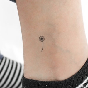 Piccolo tatuaggio temporaneo del dente di leone (set di 3)