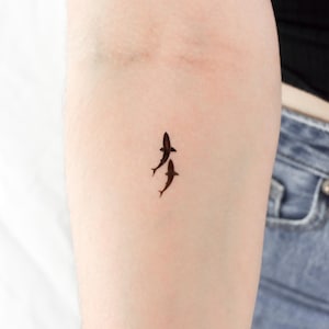 Kleiner Hai und Schatten temporäres Tattoo (3er Set)