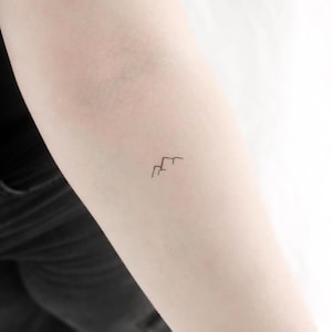 Tiny Mountain Temporary Tattoo (Set of 3)