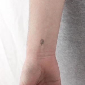 Tiny Rose Temporary Tattoo (Set of 3)