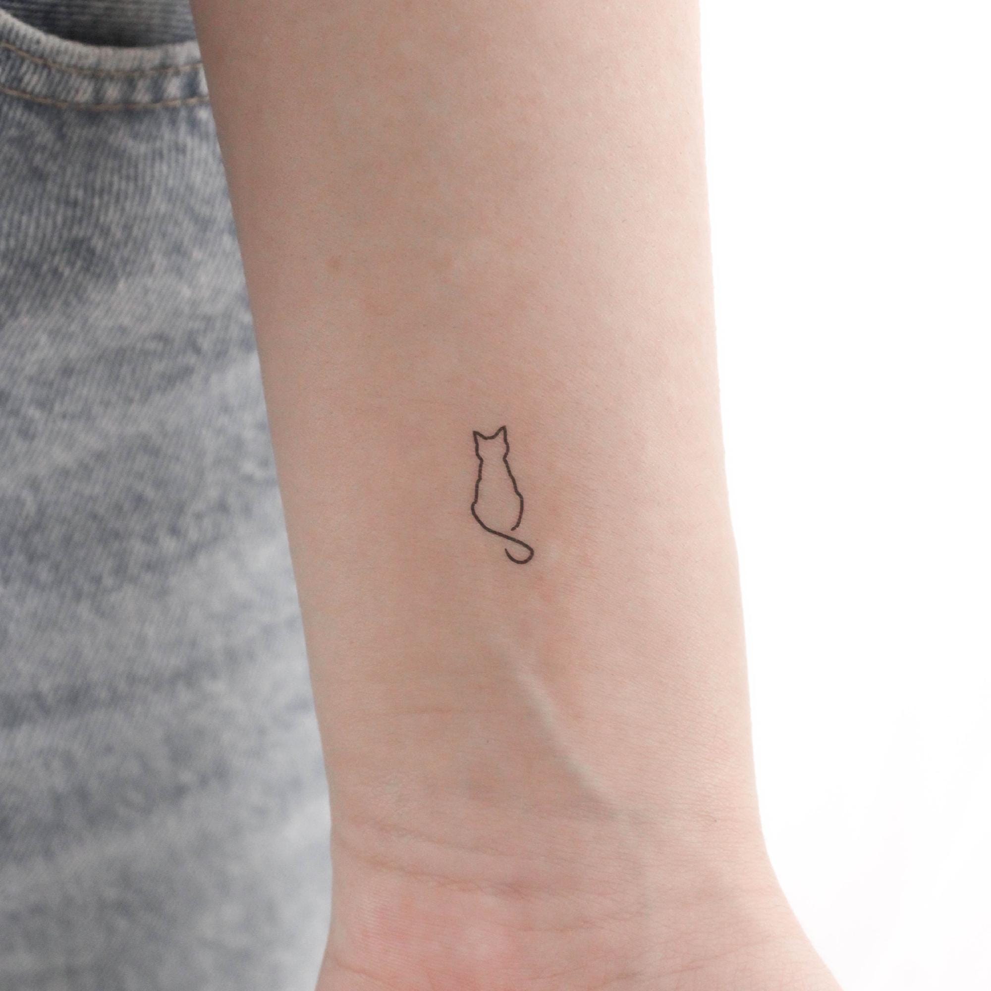 Descubre la Belleza en Blanco y Negro: Tatuajes Personalizados en  Mariquita, Tolima, image size:2000x2000