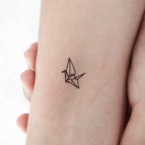 Piccolo tatuaggio temporaneo di gru origami (set di 3)