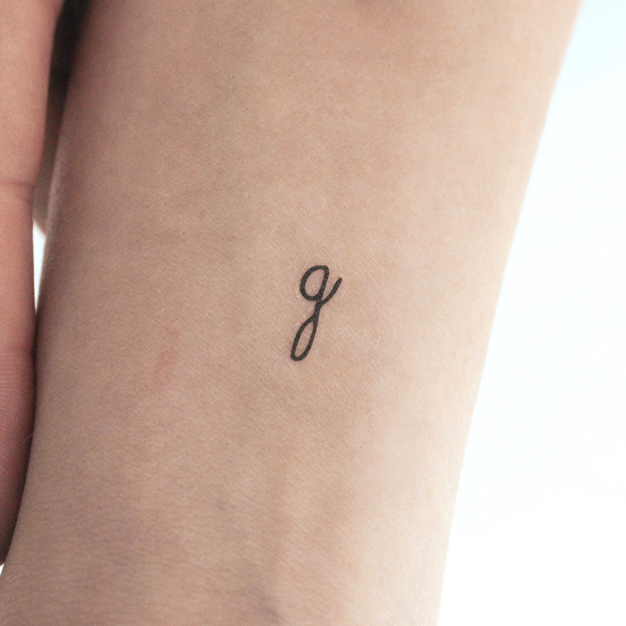 Tattoos with the Letter G: A Bold New Trend
