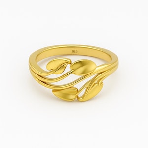 Gold Leaf Ring – Sculptural Nature-Inspired Statement Ring – 14k Vermeil Botanical Jewelry – Gift for Her