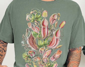 Carnivorous Plant Comfort Colors Shirt | Gardening Vintage Art Illustration Tshirt | Gift for Indoor Gardeners Nepenthaceae Nepenthes
