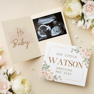 Élégant faire-part de bébé avec photo échographique et motif floral - Révélation de grossesse personnalisée