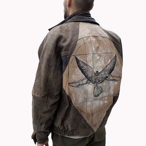 Veste en cuir peinte à la main