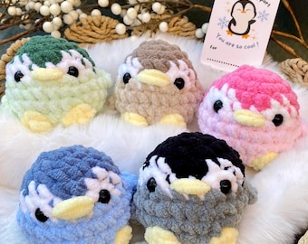 Niedlicher Pinguin gehäkelt mit  Geschenkkarte zum Personalisieren - Mitbringsel Kuscheltier Pinguin Kawaii gifts cute Geschenk für Kind
