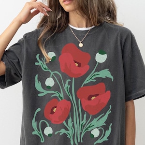 Comfort Colors® Wildflower Shirt for Women Oversized Graphic Tee, Vintage Cottagecore Floral T-Shirt, Nature Lover Gift Boho Gardening Shirt