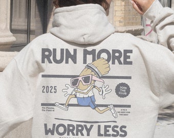 Pasta Running Club Hoodie – Hand-Drawn, Retro Sweatshirt, Funny Food & Motivational Running Hoodie, 90s Aesthetic Gift for Runners, Foodies