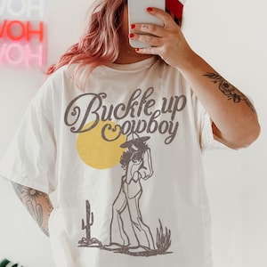 Comfort Colors® Retro Western Shirt Hand-Drawn Cowboy Tee, Boho Aesthetic Gift for Cowgirls & Women, Western-Themed Birthday Gift for Her