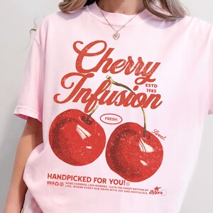 Cherry Comfort Colors® T-Shirt: Retro 90s Oversized Unisex Tee