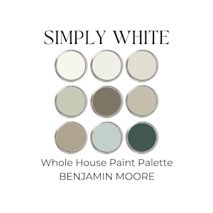 Könnte beinhalten: Eine Farbpalette mit neun Farbmustern, beschriftet mit "Simply White" und "Whole House Paint Palette BENJAMIN MOORE". Die Farben umfassen Weiß, Hellgrau, Beige, Braun, Hellblau und Dunkelgrün.