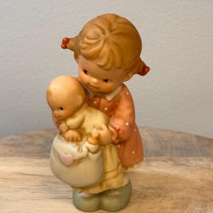 Vintage 1994 Memories of Yesterday Girl Dressed As Mother 103195 - Collectible Figurine